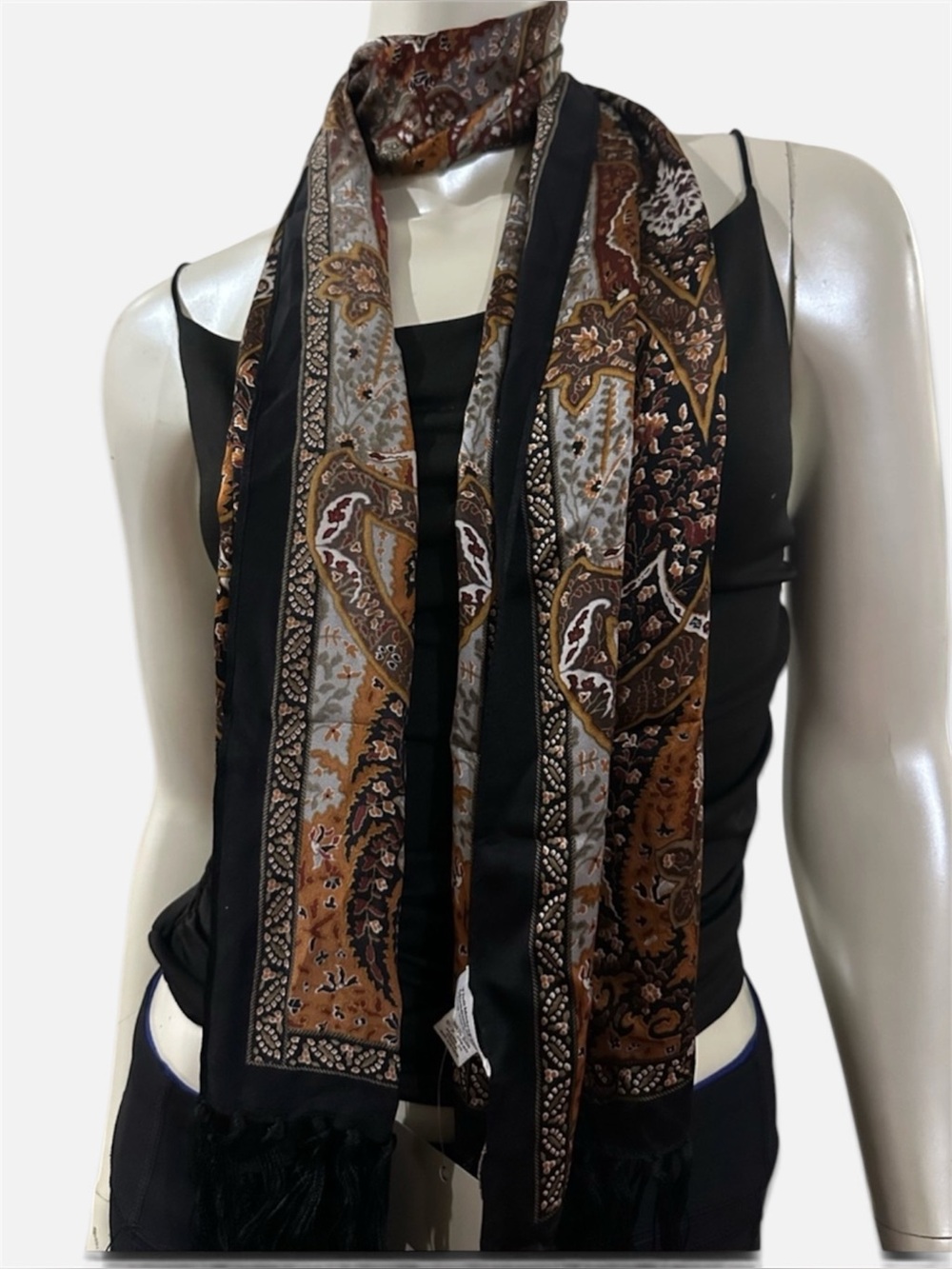 THE MET Black and Brown Paisley Women's Scarf